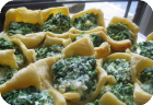 mini spanakopita wonton-thingers